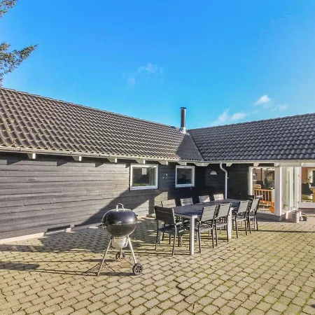 Holiday home Synnoeve - 550m From The Sea In Nw Jutland By Interhome *