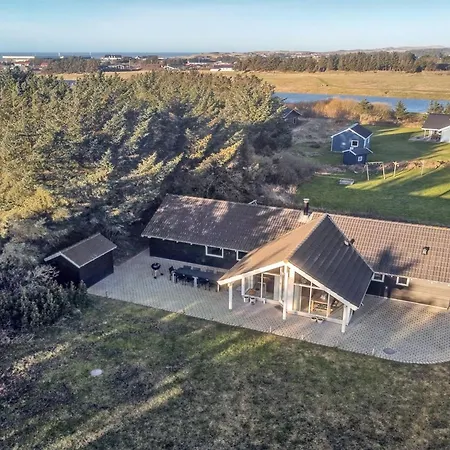 Holiday home Synnoeve - 550m From The Sea In Nw Jutland By Interhome